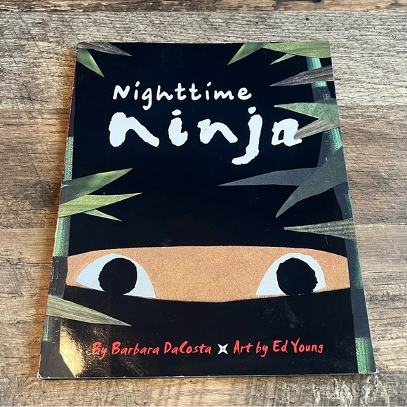 Nighttime Ninja by Barbara DaCosta Paperback Children's Book - Picture 1 of 2